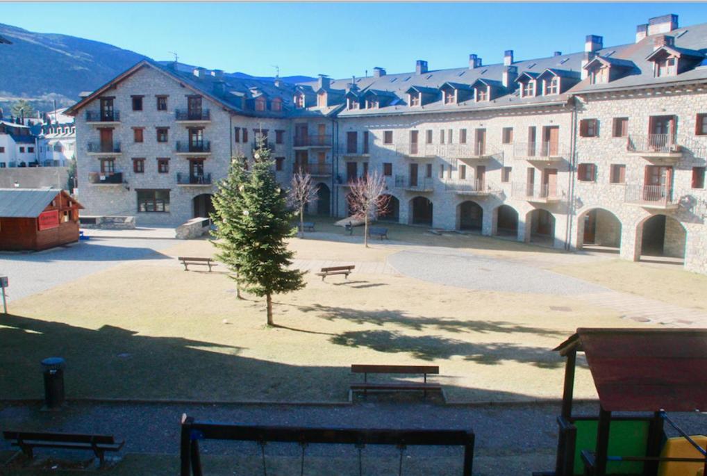 Check-In Casas Luana Leilighet Benasque Eksteriør bilde